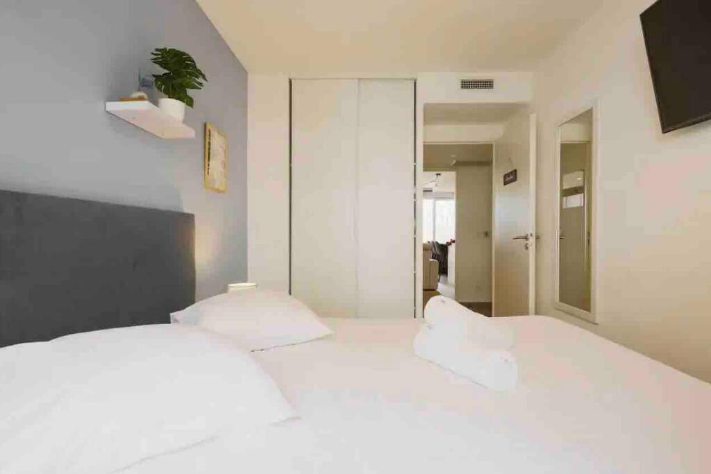 Logement Moderne Luxueux Parking Ac Cote De La Mer Nice Exteriör bild